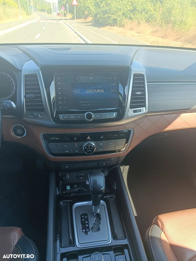 SsangYong REXTON 2.2 e-XDi 220 2WD Aut. Quartz - 18