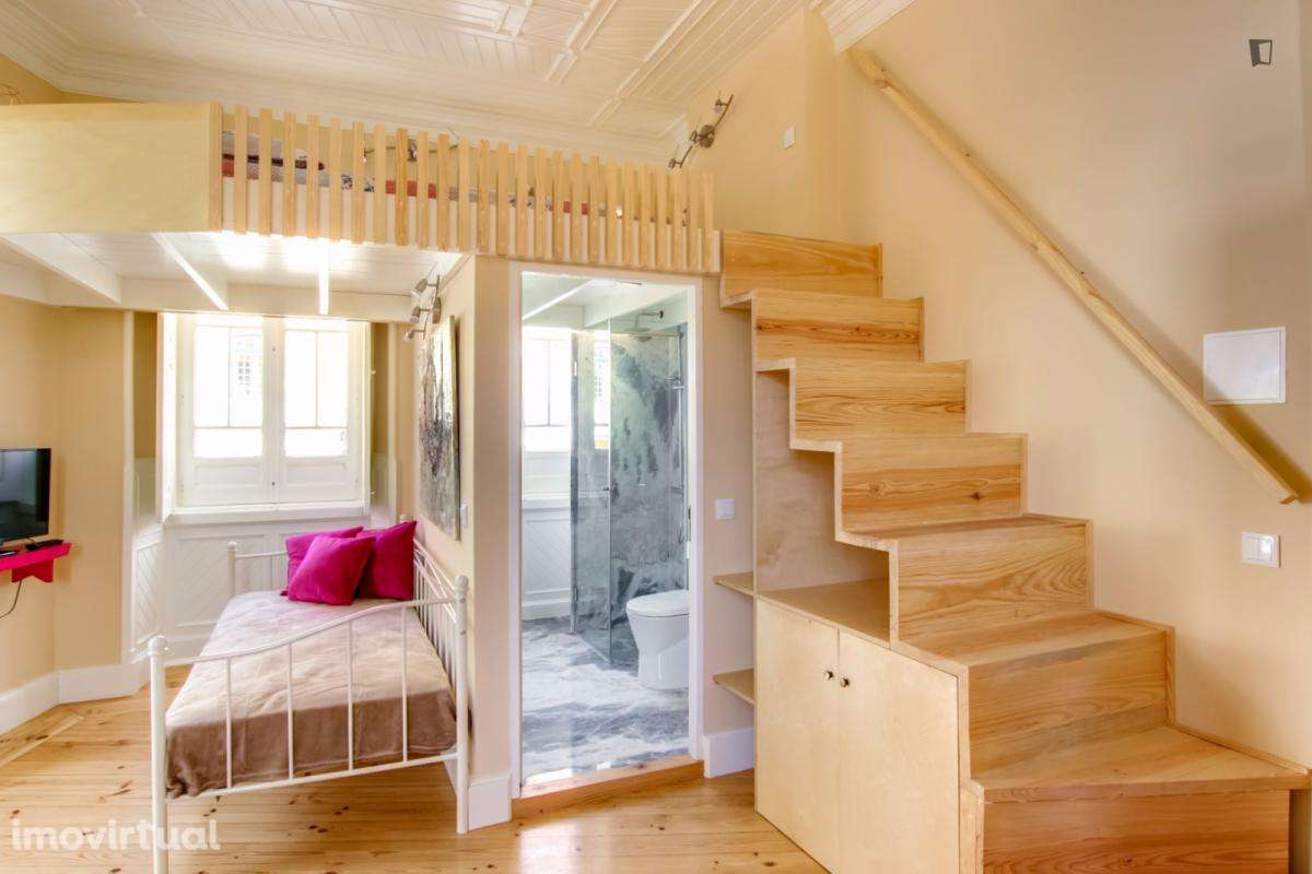 Estúdio - localizado em Montes Claros Coimbra - Grande imagem: 3/20