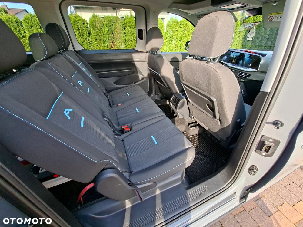 Ford Tourneo Connect - 17
