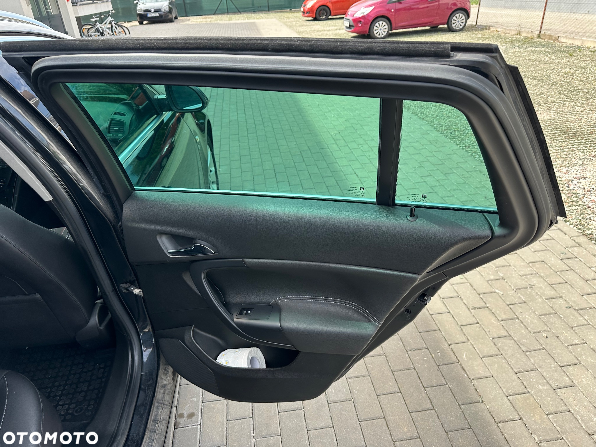 Opel Insignia - 10
