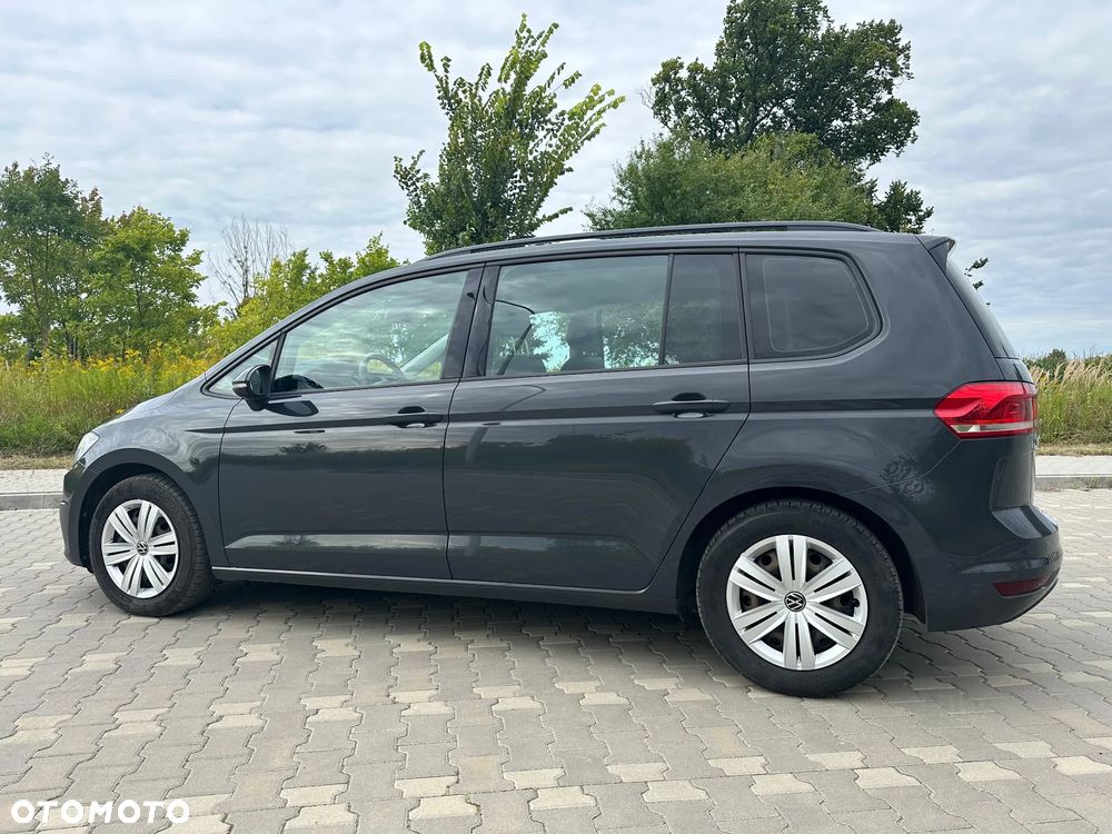 Volkswagen Touran 1.5 TSI EVO Trendline - 10