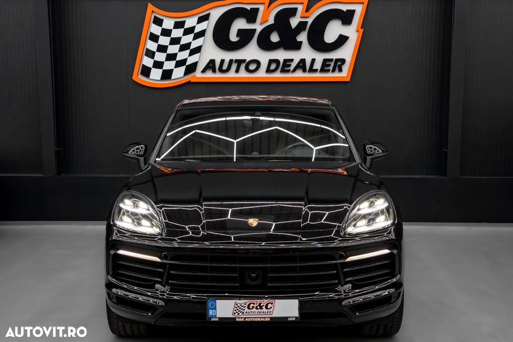 Porsche Cayenne Coupe Standard - 2