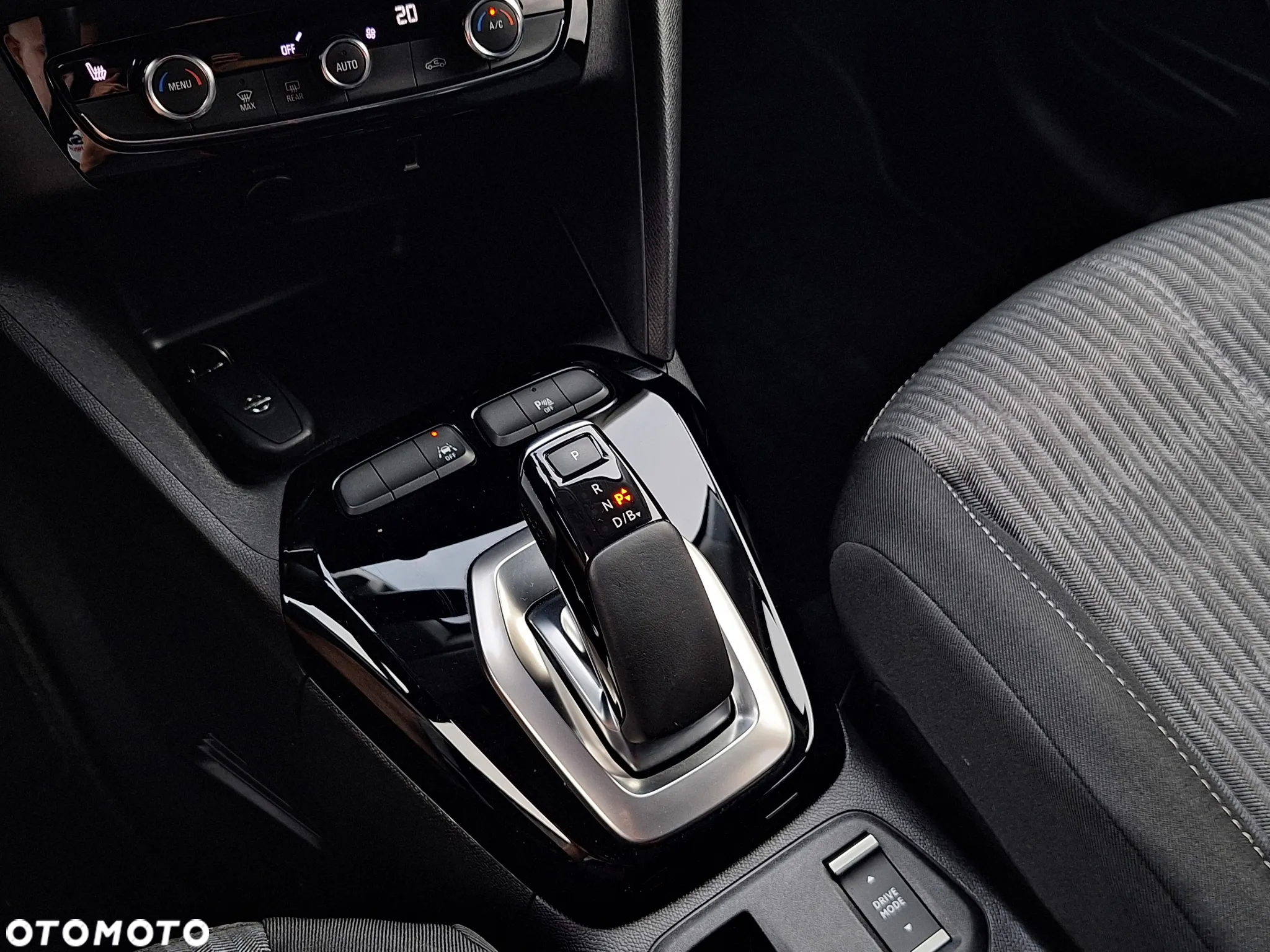 Opel Corsa Corsa-e Color Edition - 10