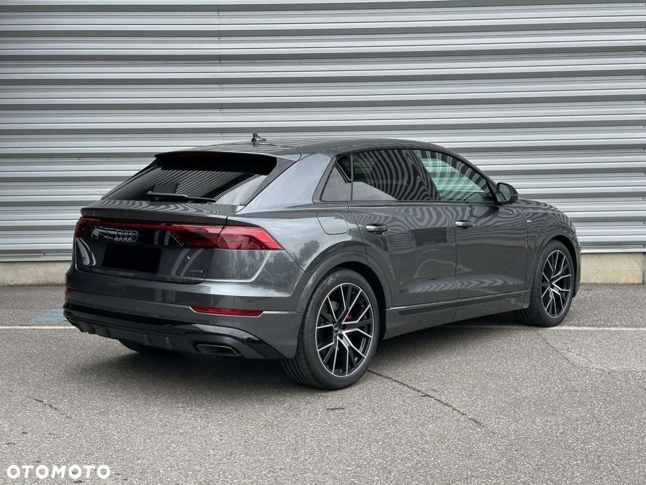Audi Q8 - 5
