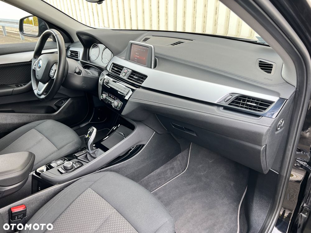BMW X2 sDrive18i Advantage - 18