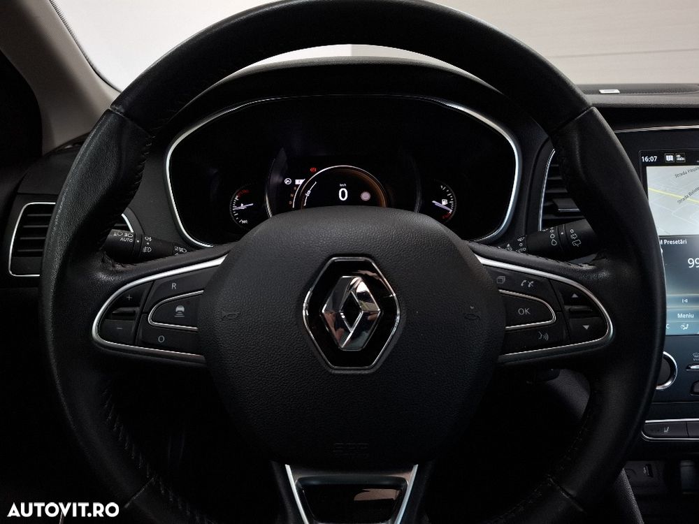 Renault Megane BLUE dCi EDC Intens - 23