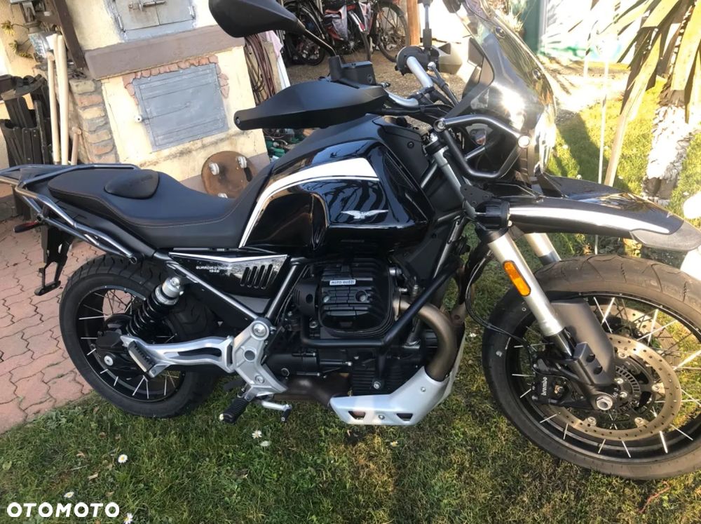 Moto Guzzi V85 - 3