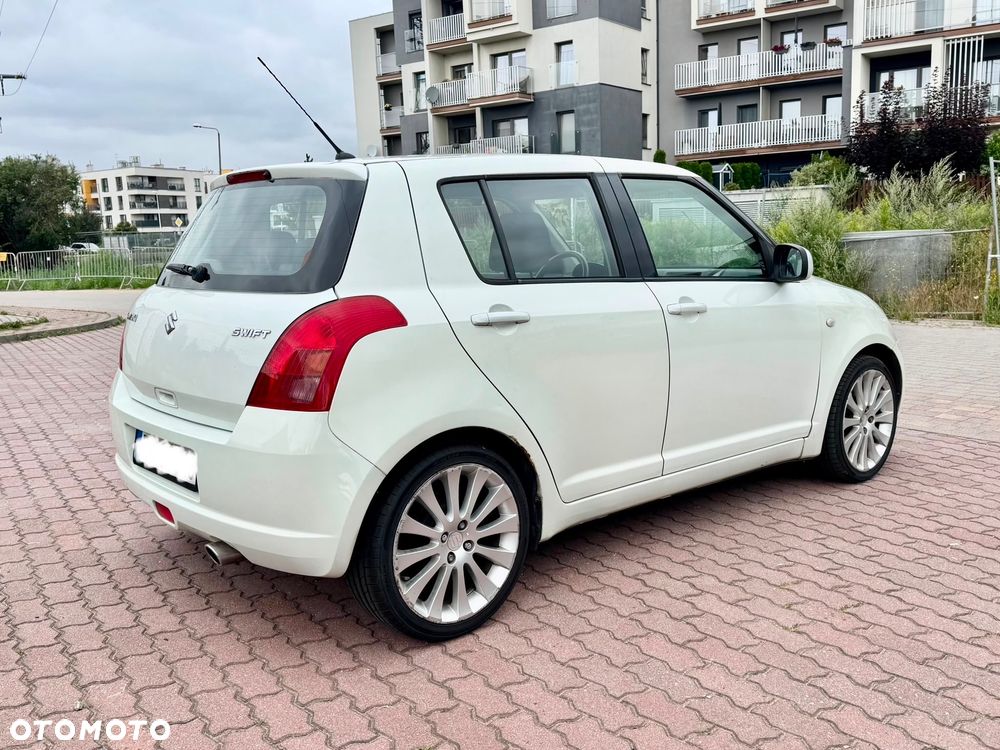 Suzuki Swift 1.3 Club dance - 4