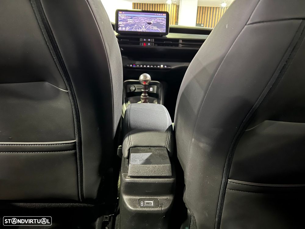 Jeep Avenger 1.2 GSE T3 Altitude - 23