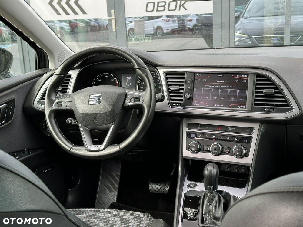 Seat Leon Sportstourer 2.0 TDI DPF DSG Xcellence - 11