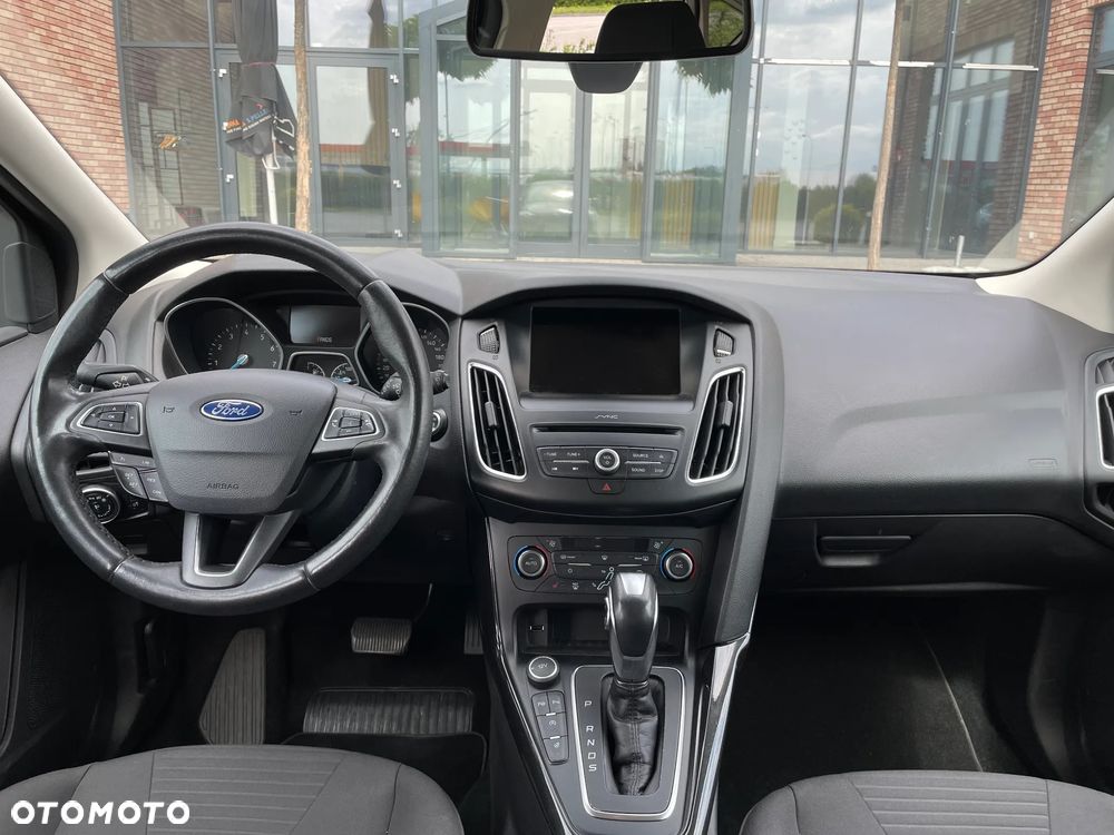 Ford Focus - 10