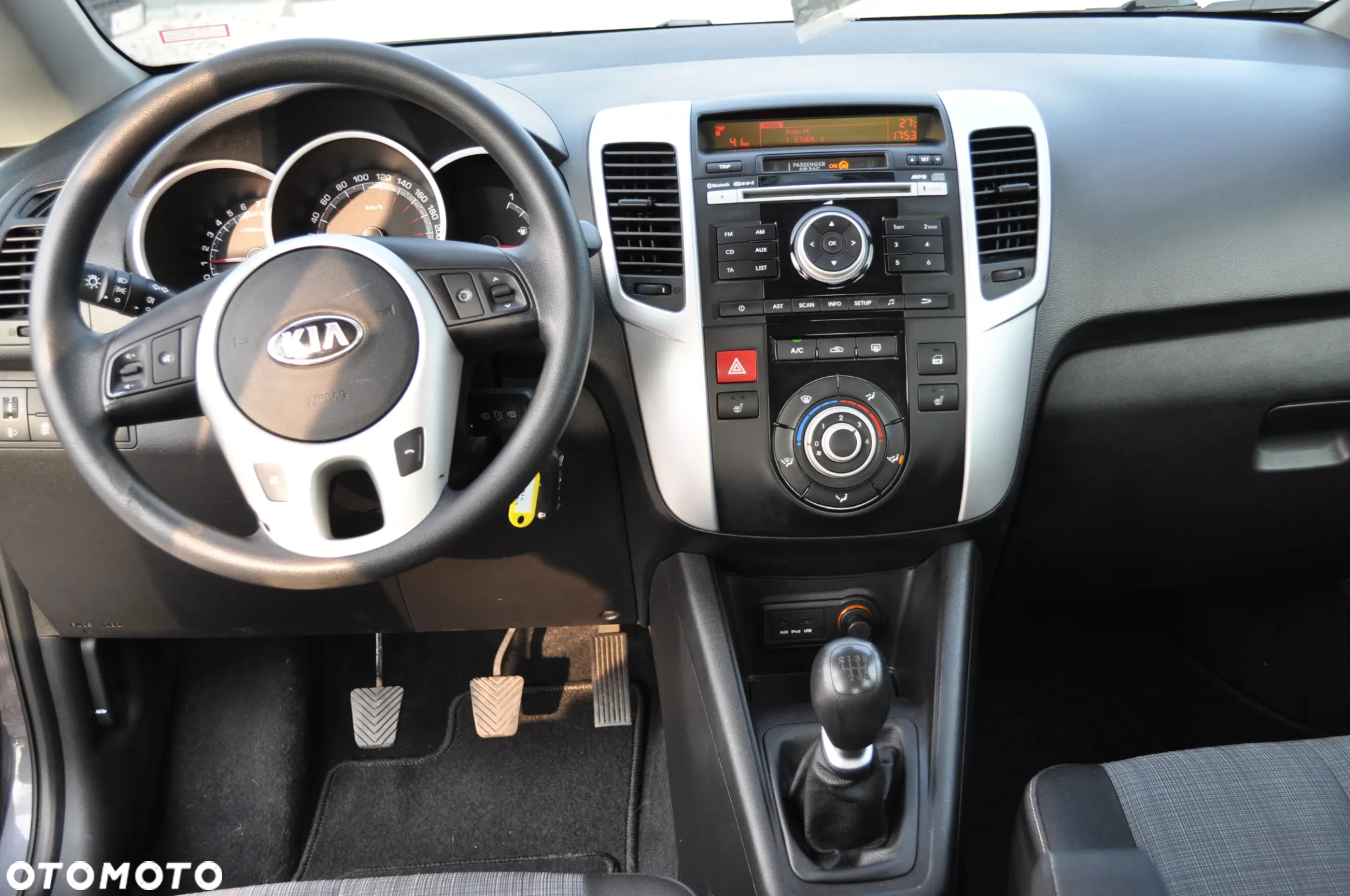 Kia Venga 1.6 CVVT Dream Team Edition - 23