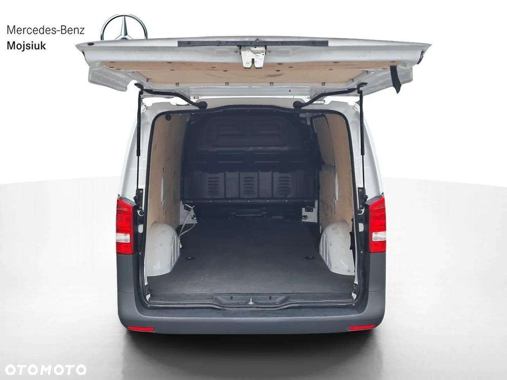 Mercedes-Benz vito . - 9