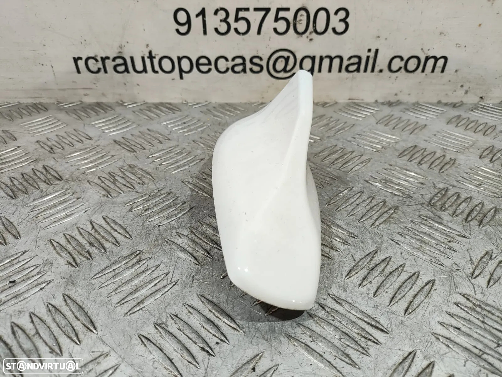Base antena Jaguar XF X250 (2015) - DX23-19C089 DX2319C089 - 2