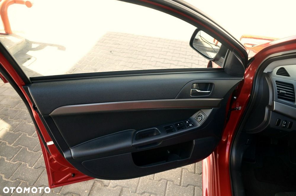 Mitsubishi Lancer - 13