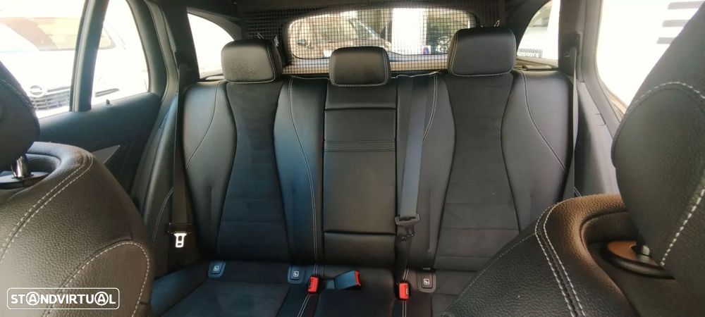 Mercedes-Benz E 300 de 9G-TRONIC AMG Line - 23