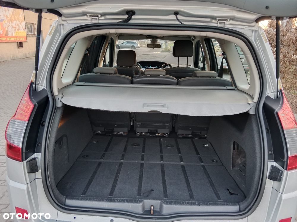 Renault Grand Scenic 1.6 16V 110 Expression - 10