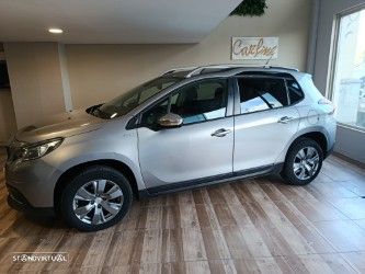 Peugeot 2008 1.2 PureTech Style - 6