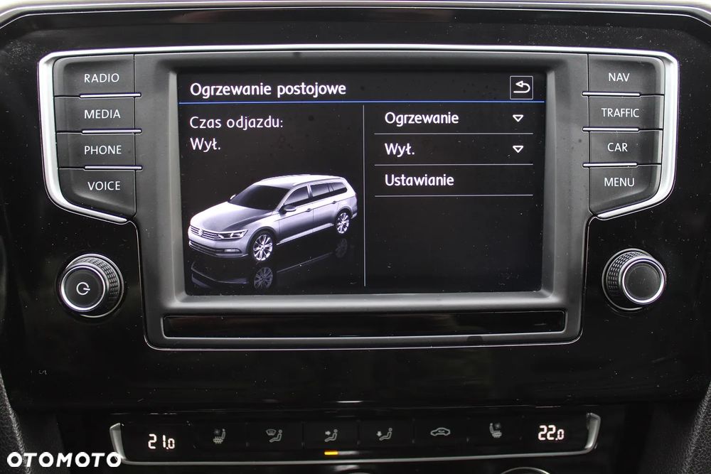 Volkswagen Passat Variant 2.0 TDI 4Mot R-Line Edition DSG - 29