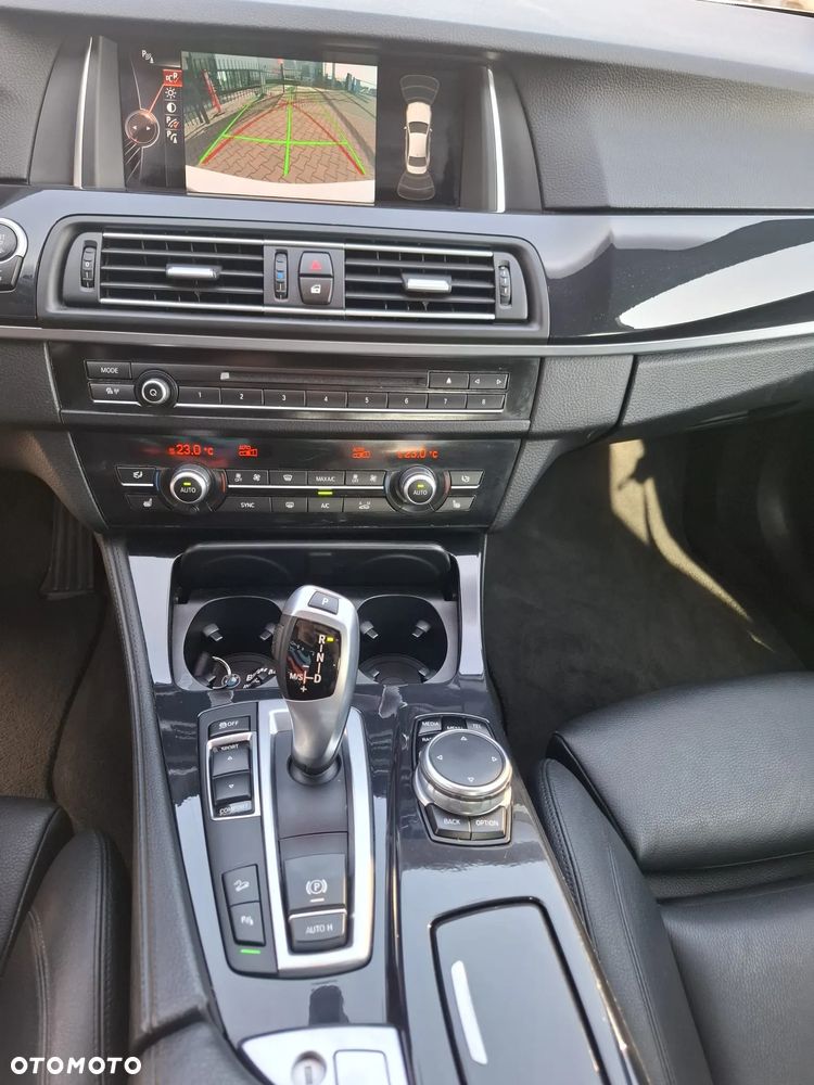BMW Seria 5 525d xDrive Luxury Line - 19