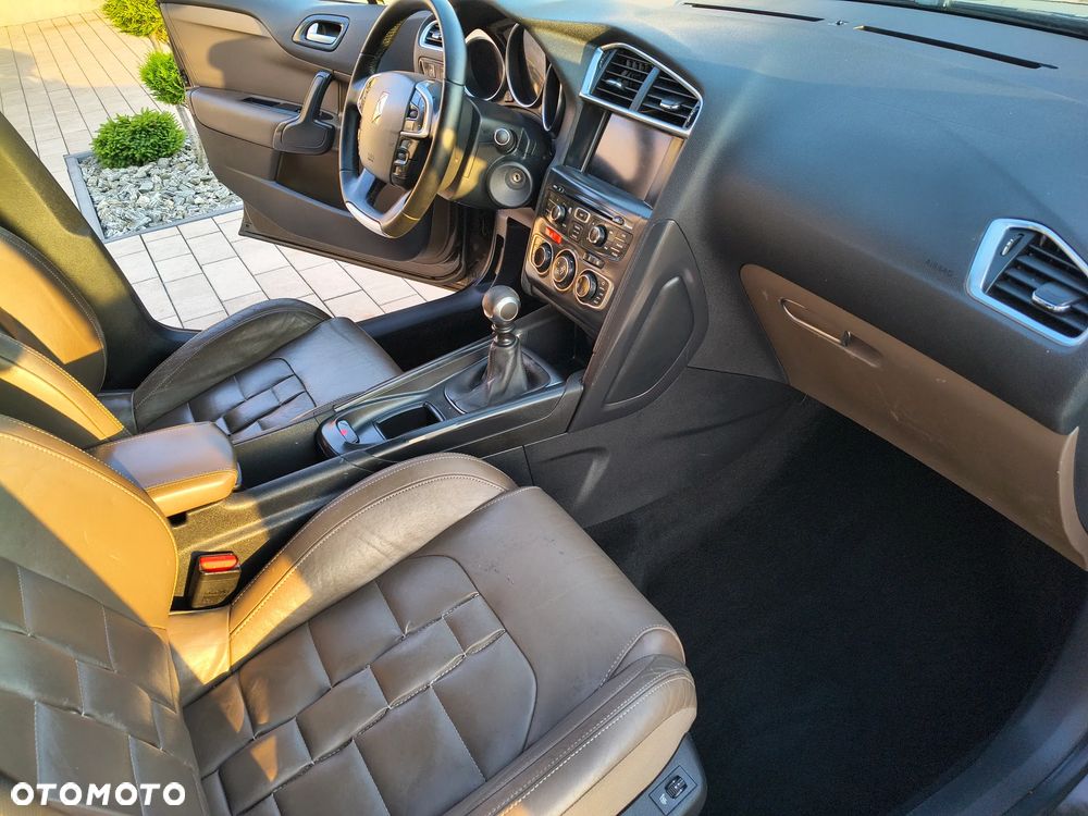 Citroën DS4 HDi 165 SoChic - 15