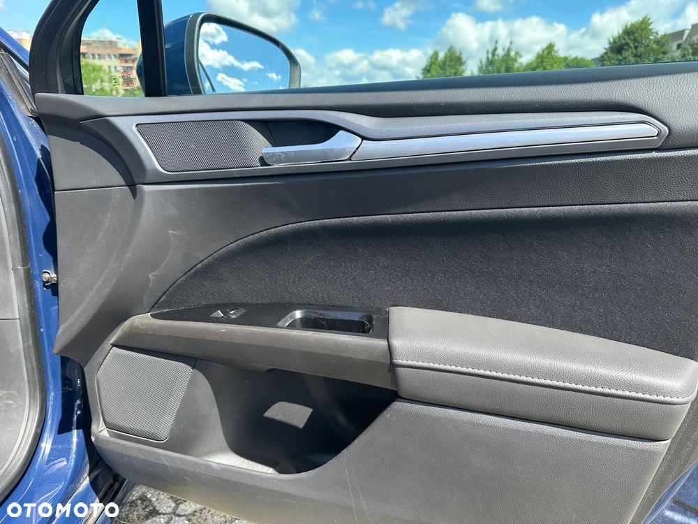 Ford Mondeo 2.0 TDCi Titanium PowerShift - 21