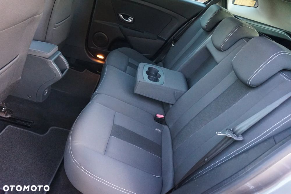 Renault Megane 1.6 16V 110 Dynamique - 22