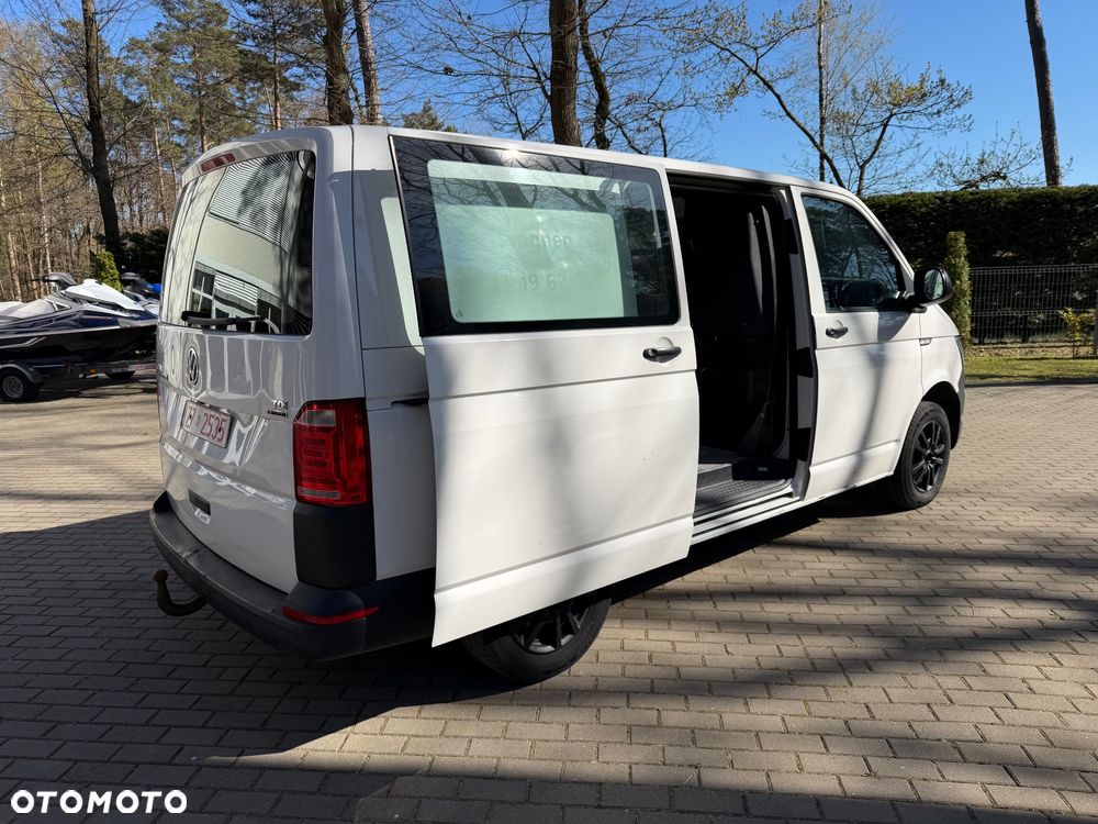 Volkswagen Transporter - 11