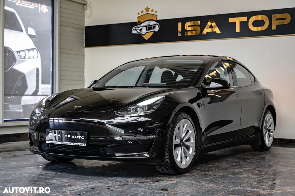Tesla Model 3 Langstreckenbatterie Allradantrieb Dual Motor - 1