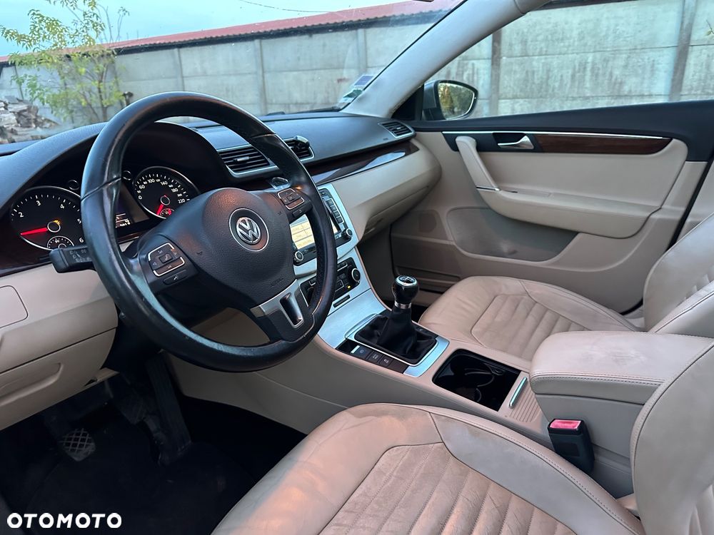 Volkswagen Passat Variant 2.0 TDI BlueMotion Technology Trendline - 11