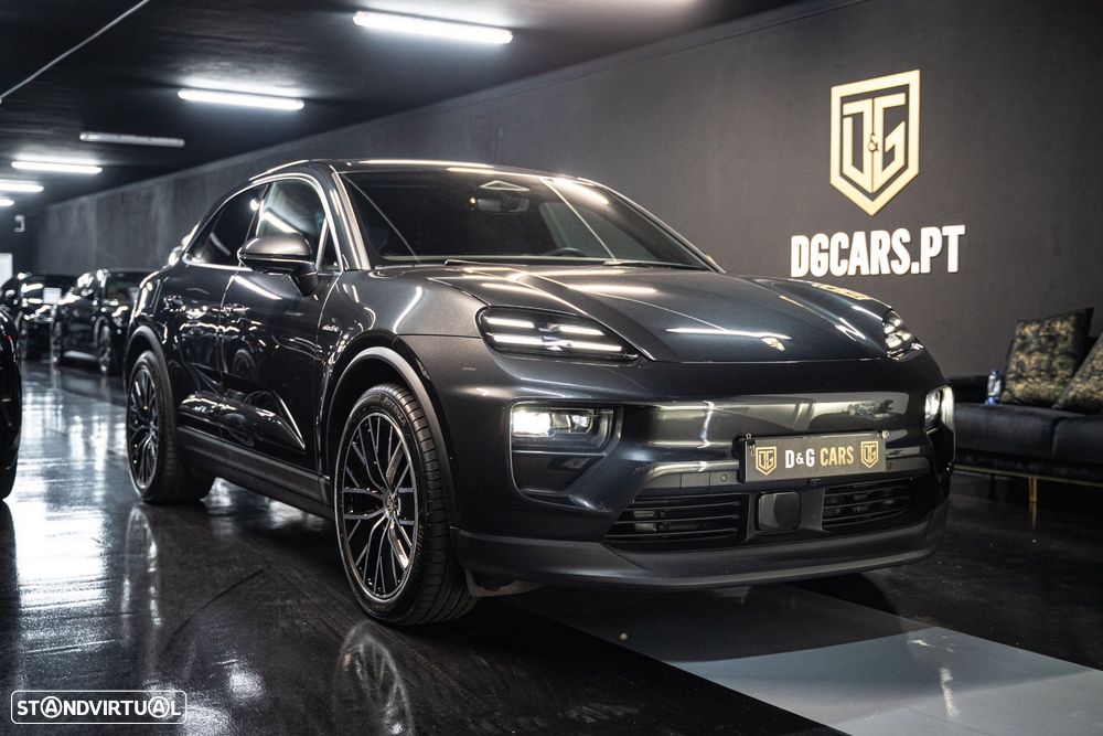 Porsche Macan Electric - 2