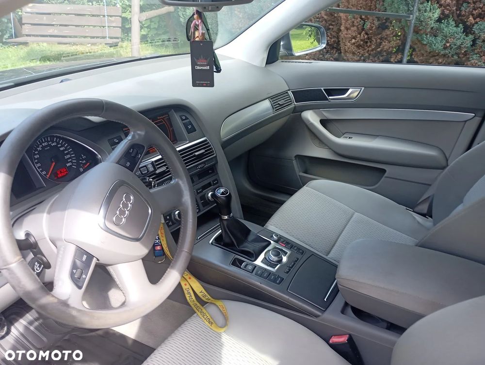 Audi A6 Avant - 9