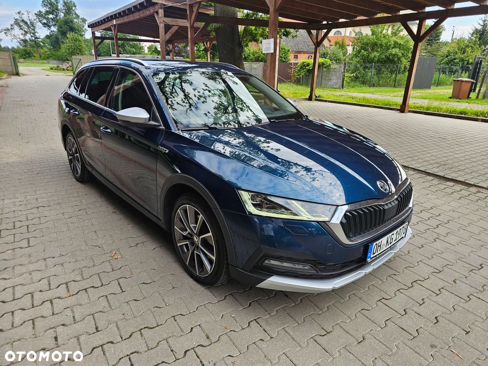 Skoda Octavia 2.0 TDI 4x4 Scout DSG - 1