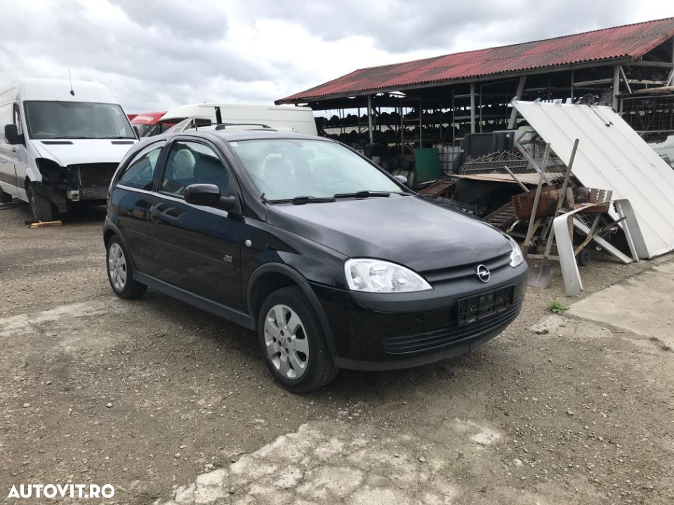 Dezmembrez piese OPEL CORSA C - 1
