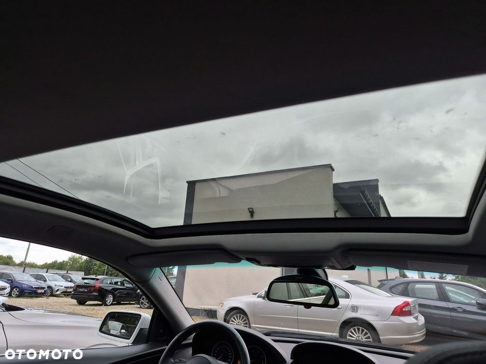 BMW Seria 6 650 i - 25