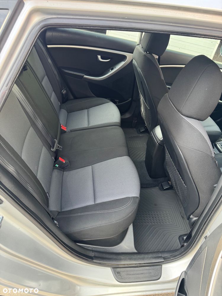 Hyundai i30 - 10