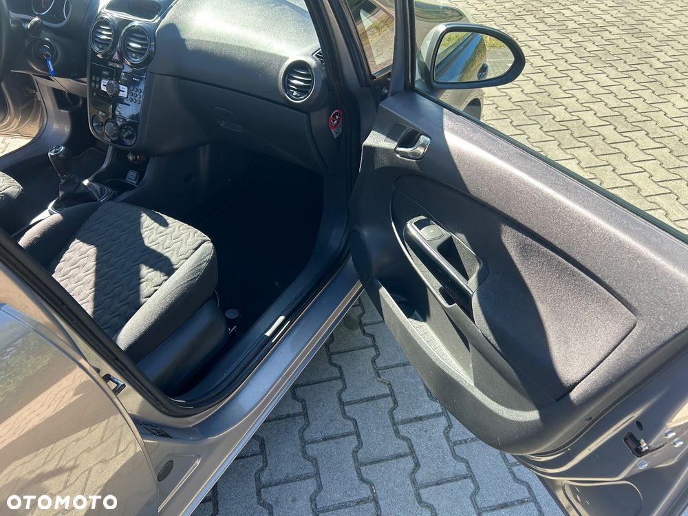 Opel Corsa - 21