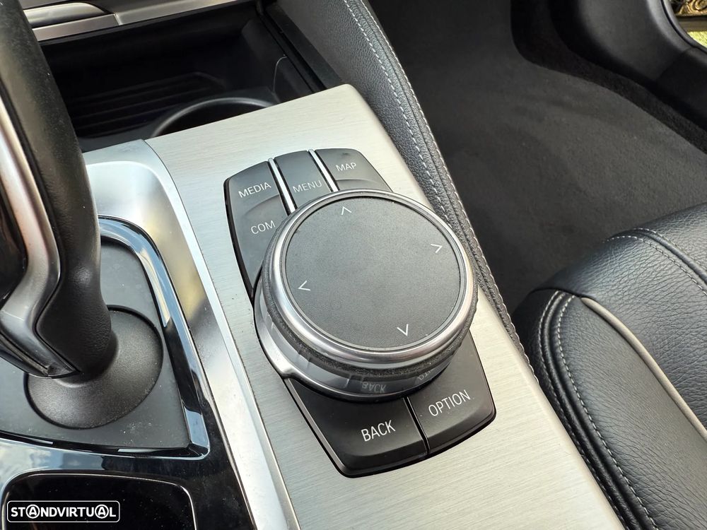 BMW 530 e iPerformance Line Luxury - 41