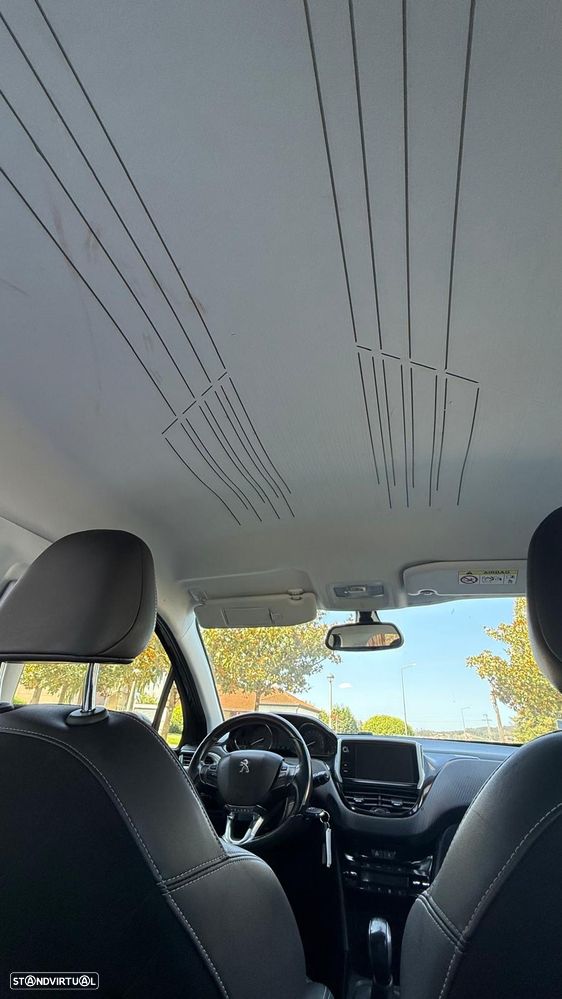 Peugeot 2008 PureTech 110 Stop&Start Allure - 6
