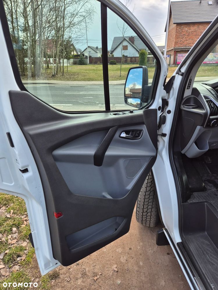 Ford TRANSIT CUSTOM - 14