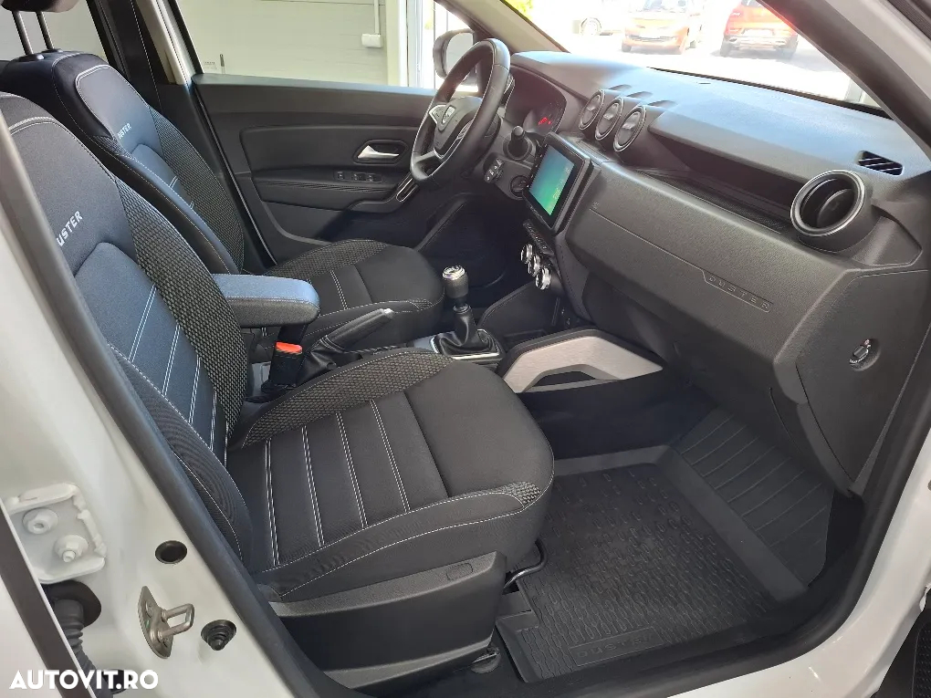 Dacia Duster 1.5 Blue dCi 4WD Prestige jante 17" - 12