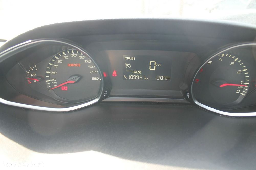 Peugeot 308 - 15