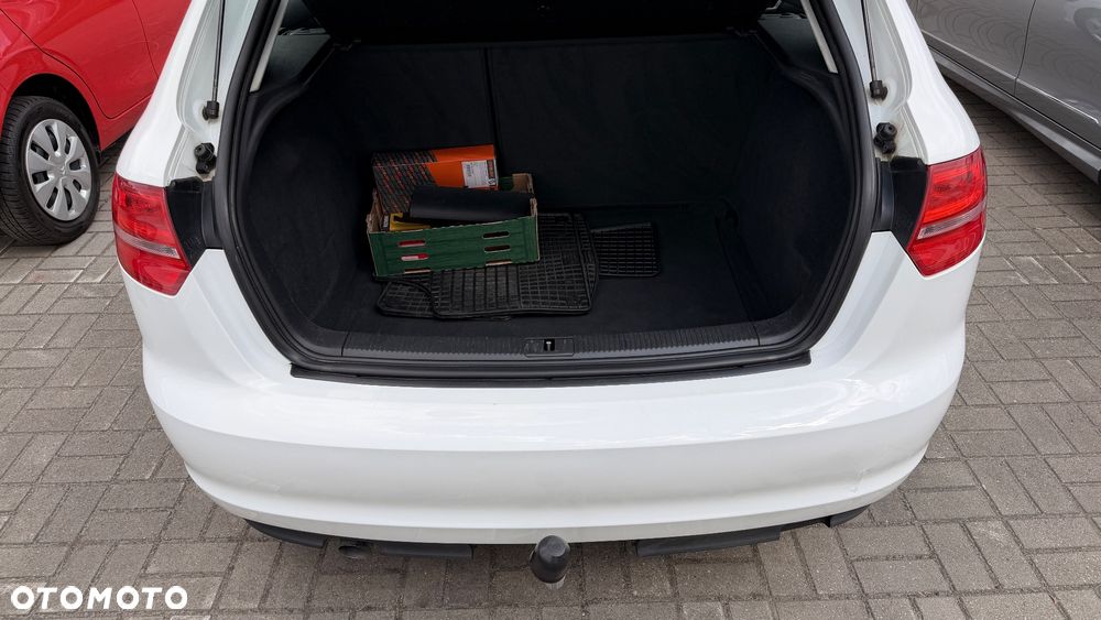 Audi A3 Sportback 1.6 TDI DPF Attraction - 17