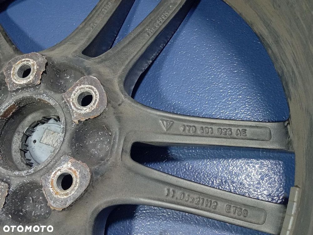 PORSCHE CAYENNE S 9Y FELGA ALUMINIOWA 11JX21 ET58 5X130 9Y0601025AE 1 SZT - 3