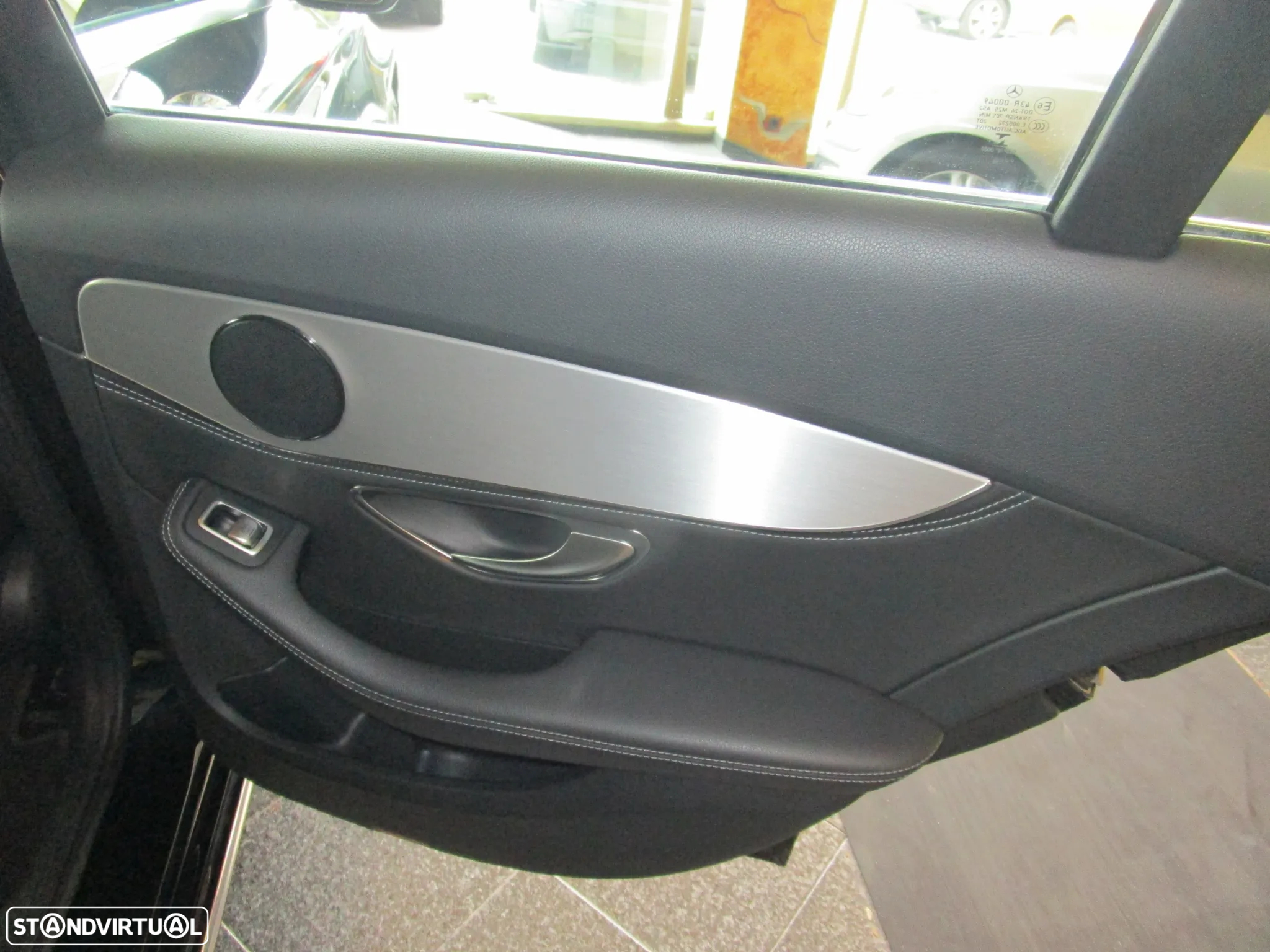 Mercedes-Benz C 350 e - 22