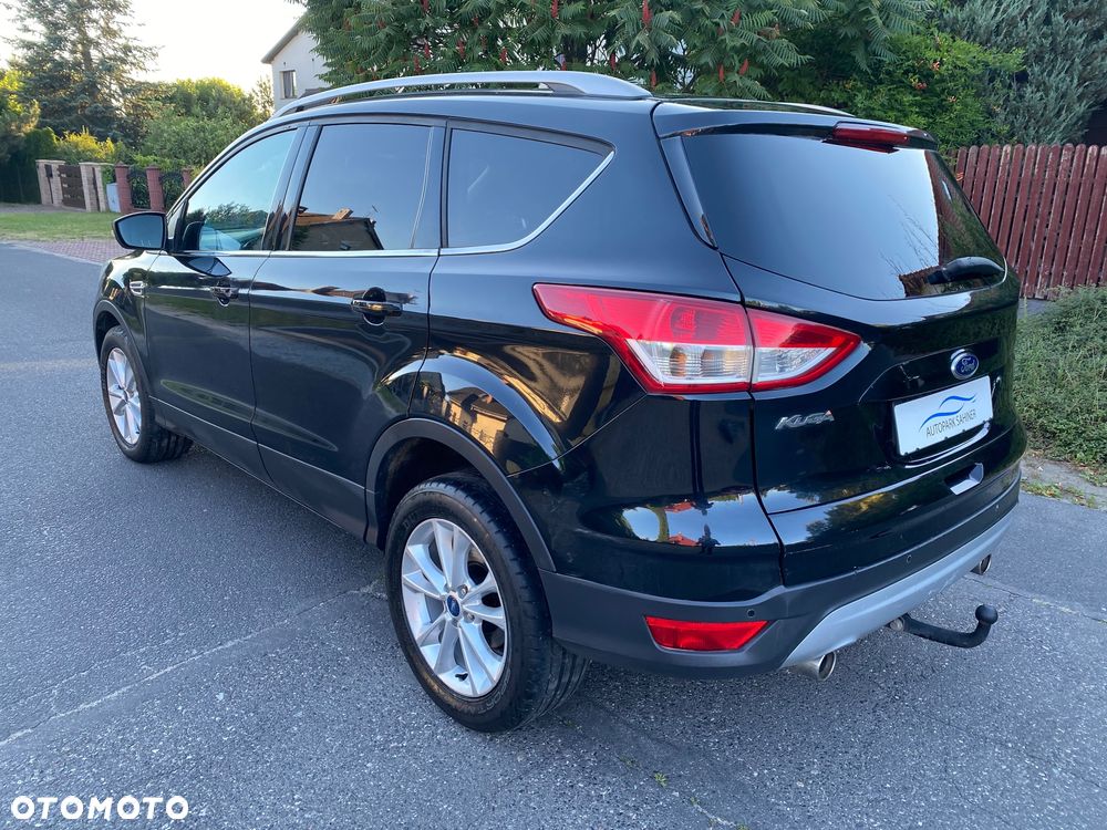 Ford Kuga 2.0 TDCi 2x4 Titanium - 6