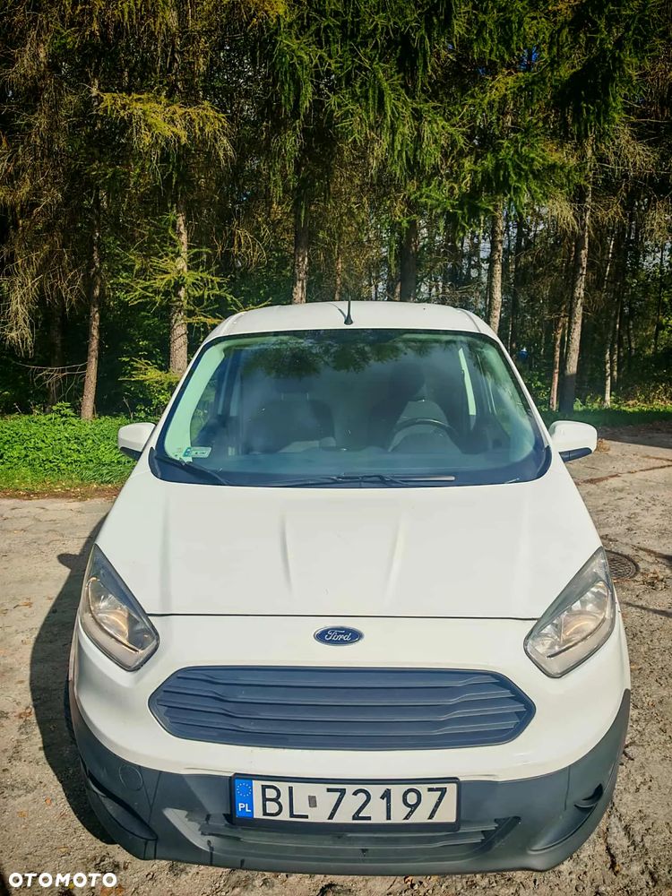 Ford Transit Courier - 2