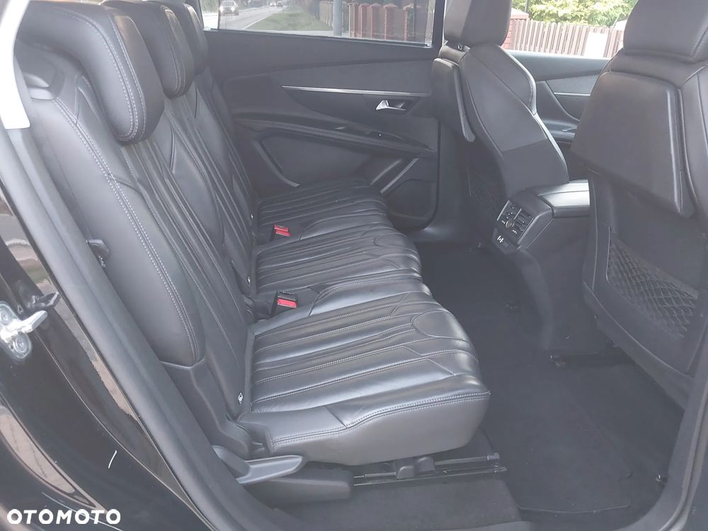 Peugeot 5008 BlueHDi 150 Allure - 25