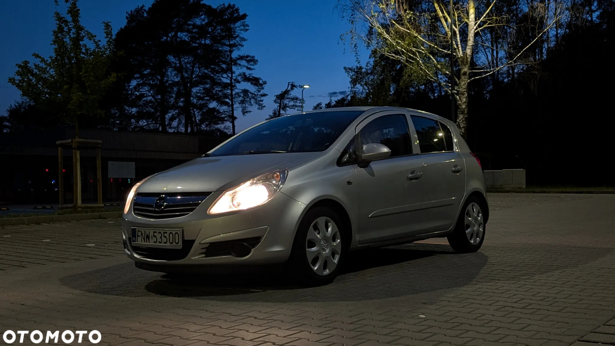 Opel Corsa - 2