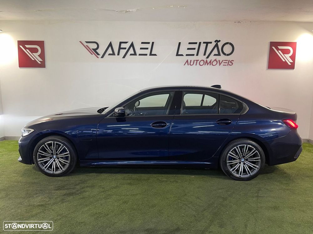 BMW 330 e Pack M Auto - 10